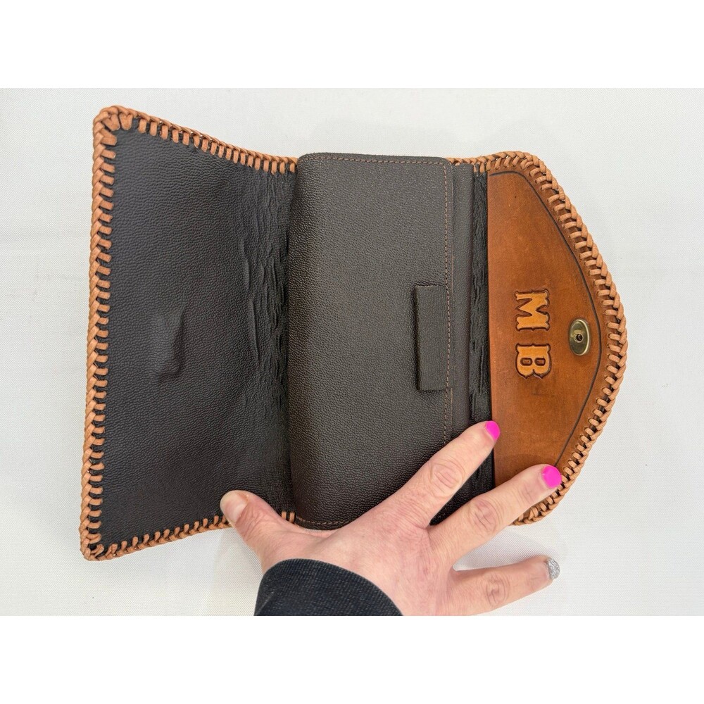 Handmade Extravagant Detail 100% Leather Wallet - Picture 5 of 7